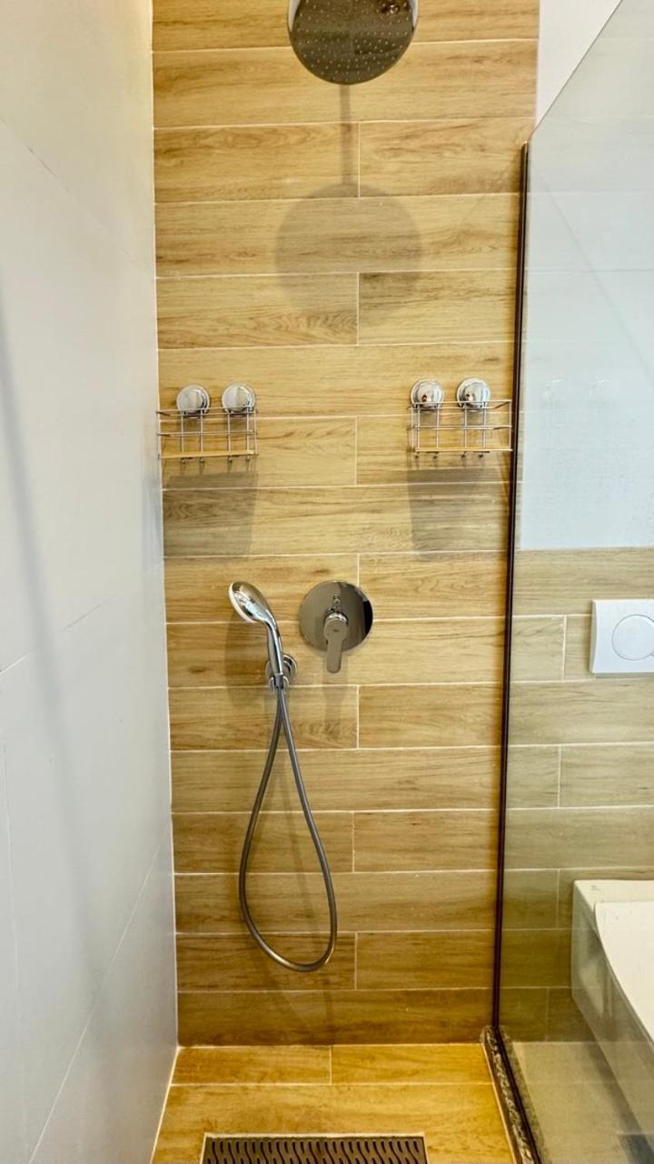 Saranda Miracle Sky Apartment Екстериор снимка